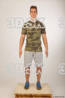 Whole body army tshirt light gray shorts of Timothy 0001